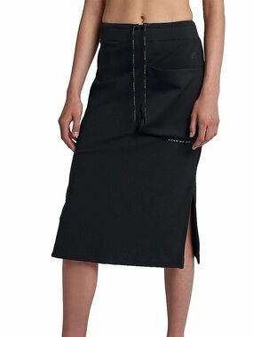 Nike Women's Tech Black Pack Midi Drawstring Skirt
